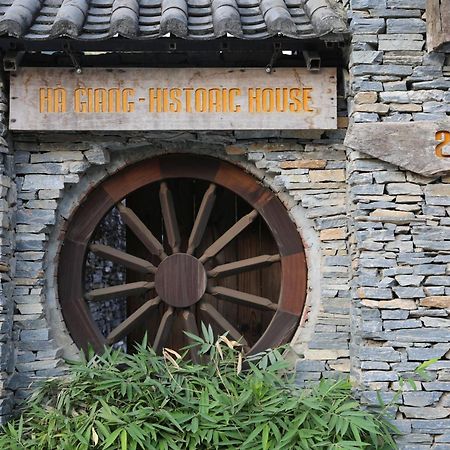 Ha Giang Historic House & Tour Hotel Buitenkant foto